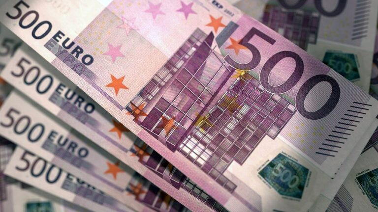 Fai attenzione alle commissioni sul cambio euro dollaro: ecco il dato che sorprende tutti